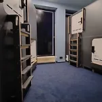 Fabcap Kapsel Capsule hotel *