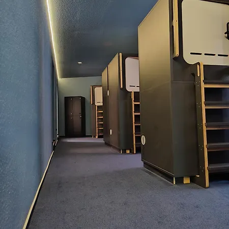 Fabcap Kapsel Capsule hotel *